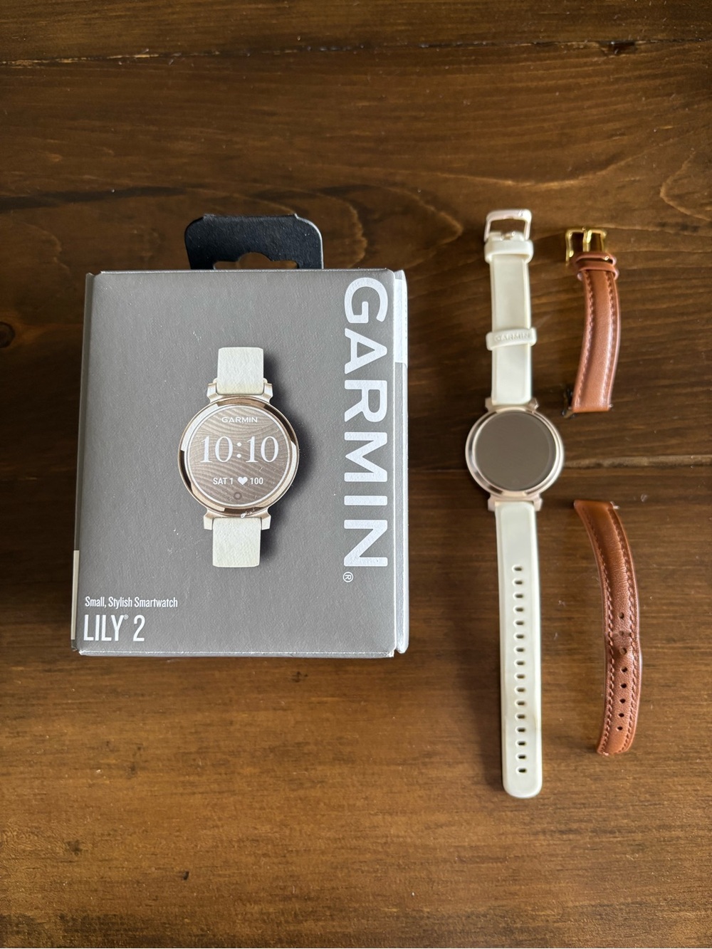 Garmin Lily 2 Smartwatch - Cream Gold with Coconut band